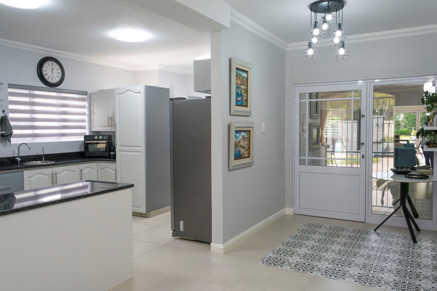 4 Bedroom Property for Sale in Walmer Eastern Cape